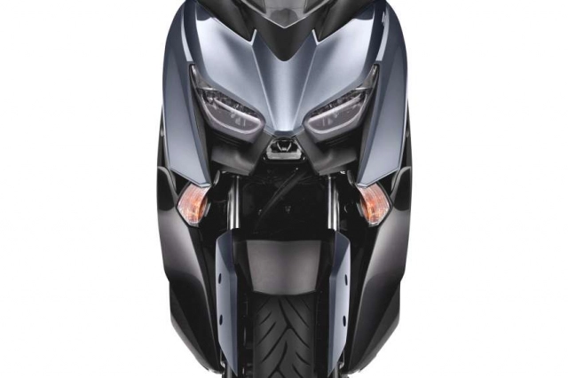 Yamaha x-max 250 2022 ra mắt tại thị trường malaysia - 2