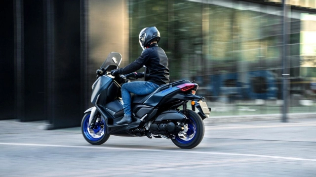 Yamaha xmax 125 tech max 2023 được nâng cấp công nghệ đồng hồ tft - 13