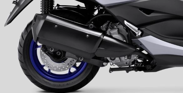 Yamaha xmax 250 đã cập bến việt nam chốt giá 136 triệu đồng - 13
