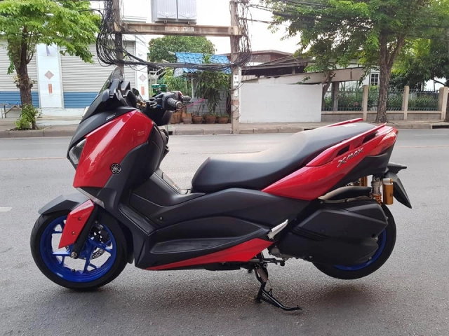 Yamaha xmax 300 độ ấn tượng với gam màu nổi loạn - 14