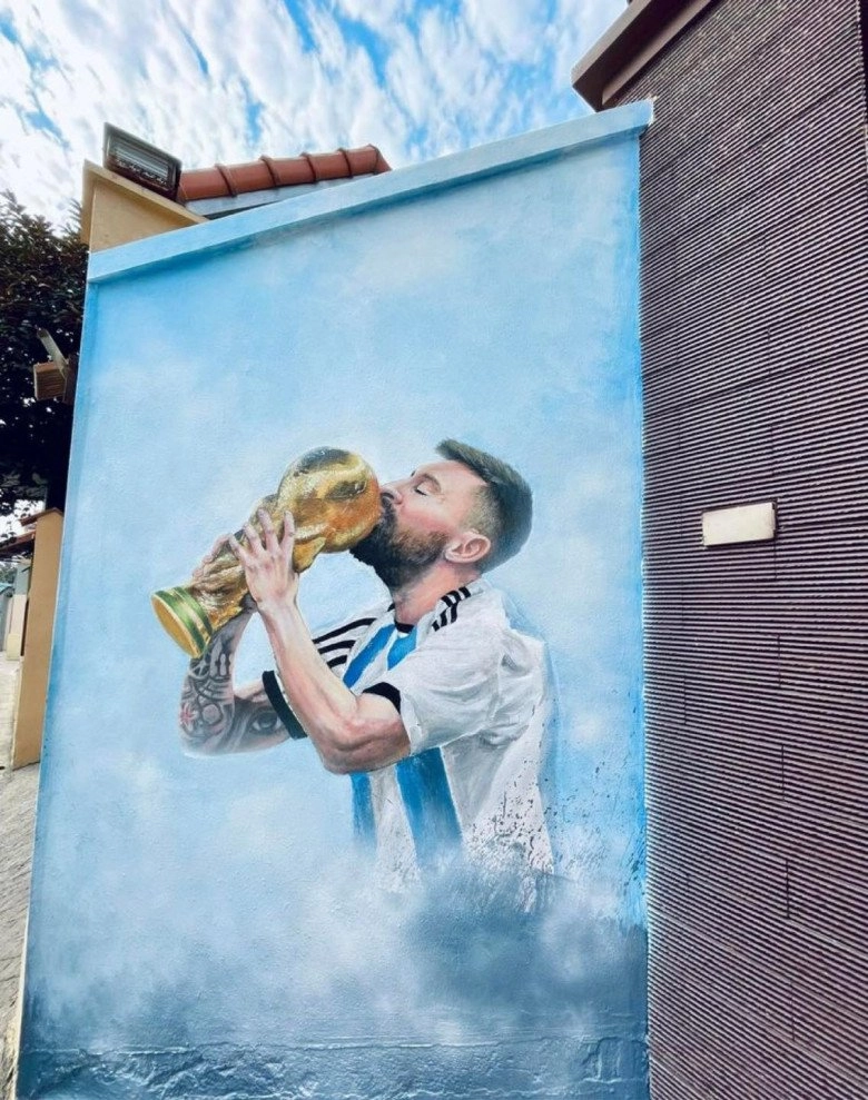 9x hà nội vẽ messi lên tường mừng argentina vô địch world cup căn nhà bề thế không phải dạng vừa - 6