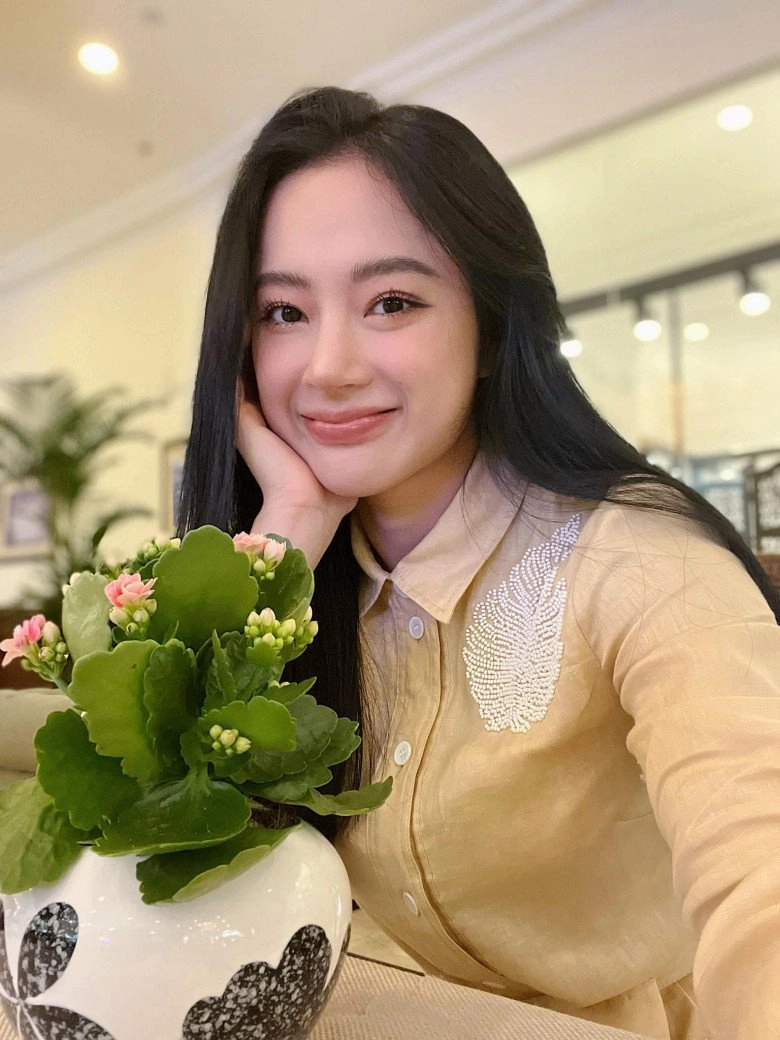 Angela phương trinh khoe sắc cạnh con gái nuôi không phấn son điệu đà vẫn đẹp tựa nàng thơ - 11