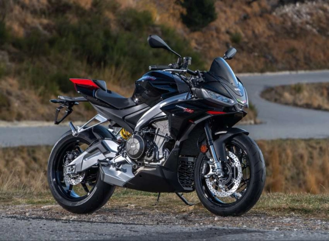 Aprilia tuono 660 factory 2022 ra mắt tại malaysia với giá 400 triệu đồng - 1