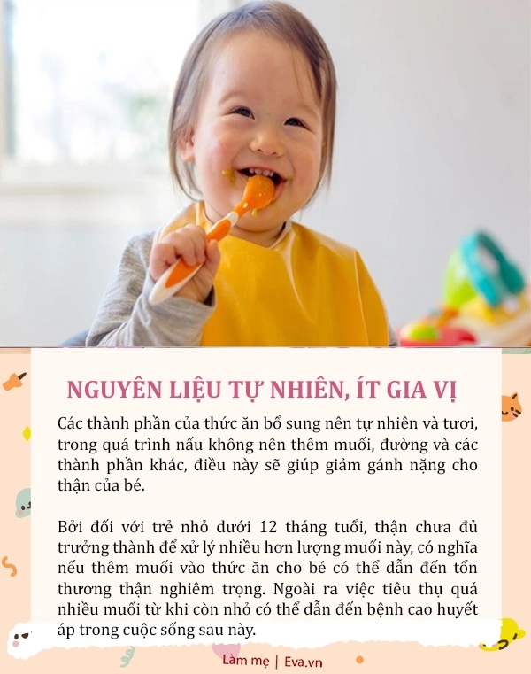 Bé gái 3 tháng tuổi được bà cho uống nước cháo để nhanh tăng cân mẹ đăng clip lên mạng xin phân định - 4