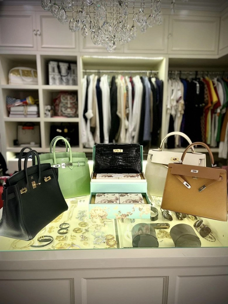 Bị nói giống tina dương nữ đại gia quận 7 xách túi hermes xịn shopping vượt ngưỡng 17 tỷ - 11