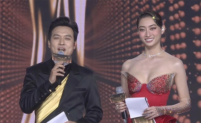 Danh tính mc cầm trịch chung kết miss grandvietnam 2022 chân dài 1m22 nhan sắc lấn lướt nhiều thí sinh - 1