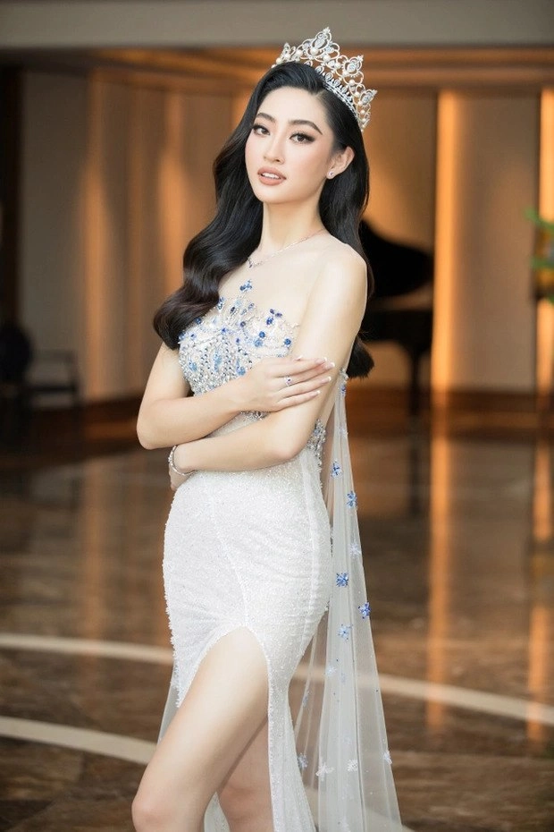 Danh tính mc cầm trịch chung kết miss grandvietnam 2022 chân dài 1m22 nhan sắc lấn lướt nhiều thí sinh - 8