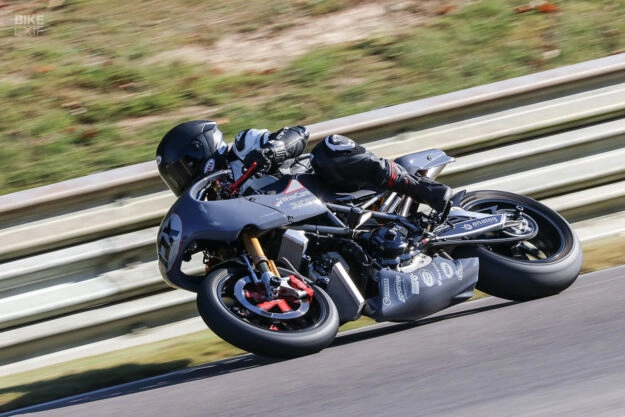 Ducati 1000ds độ phong cách đường đua của analog - 11