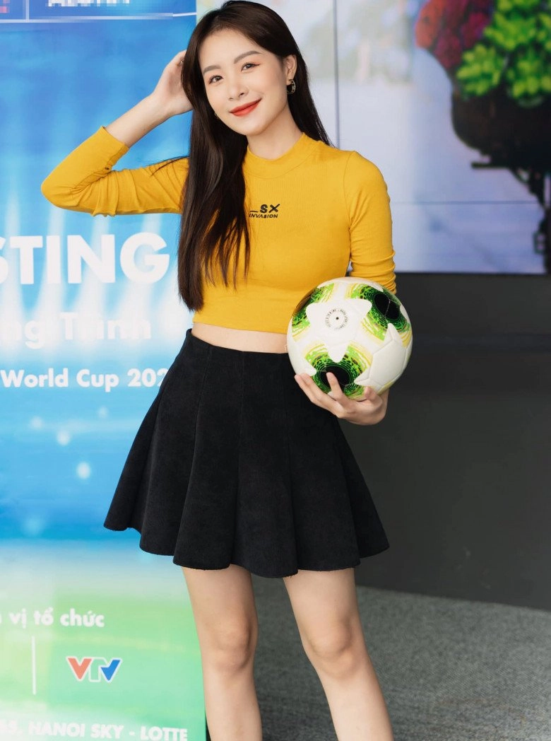 Hotgirl nóng cùng world cup 2022 có con khi đang là sinh viên báo chí thành tích học tập vẫn rất đáng nể - 5