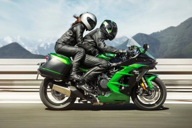 Kawasaki ninja h2 sx se 2022 bị triệu hồi do đồng hồ công-tơ-mét hiển thị sai - 4