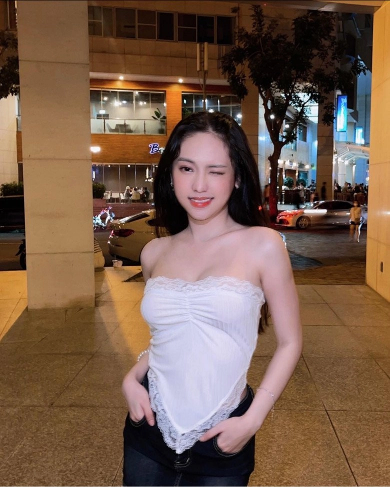 Không còn ầm ĩ thị phi hotgirl thuý vi giờ cất tiệt đồ ren hở chút đỉnh vẫn hút bộn like - 12