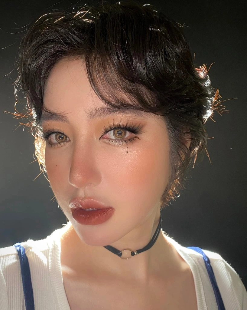 Không nhận ra hot-mom elly trần tóc bạch kim mặt phúng phính cứ ngỡ con gái cưng cadie mộc trà - 8