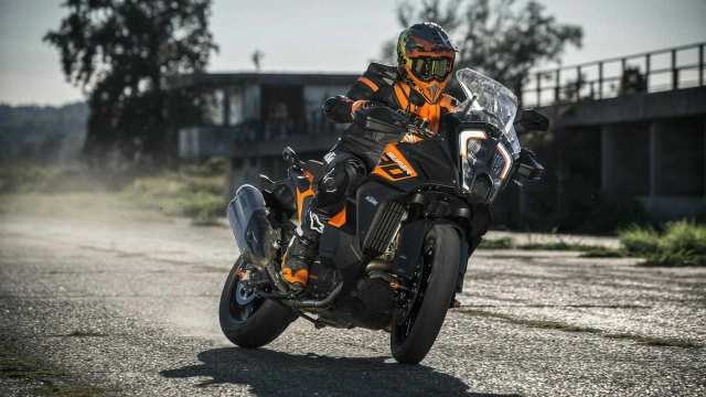 Ktm 1290 super adventure s 2023 đã sẵn sàng chinh phục những dặm đường - 7