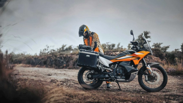 Ktm 890 adventure 2023 được cập nhật hệ thống treo và thân xe mới - 7