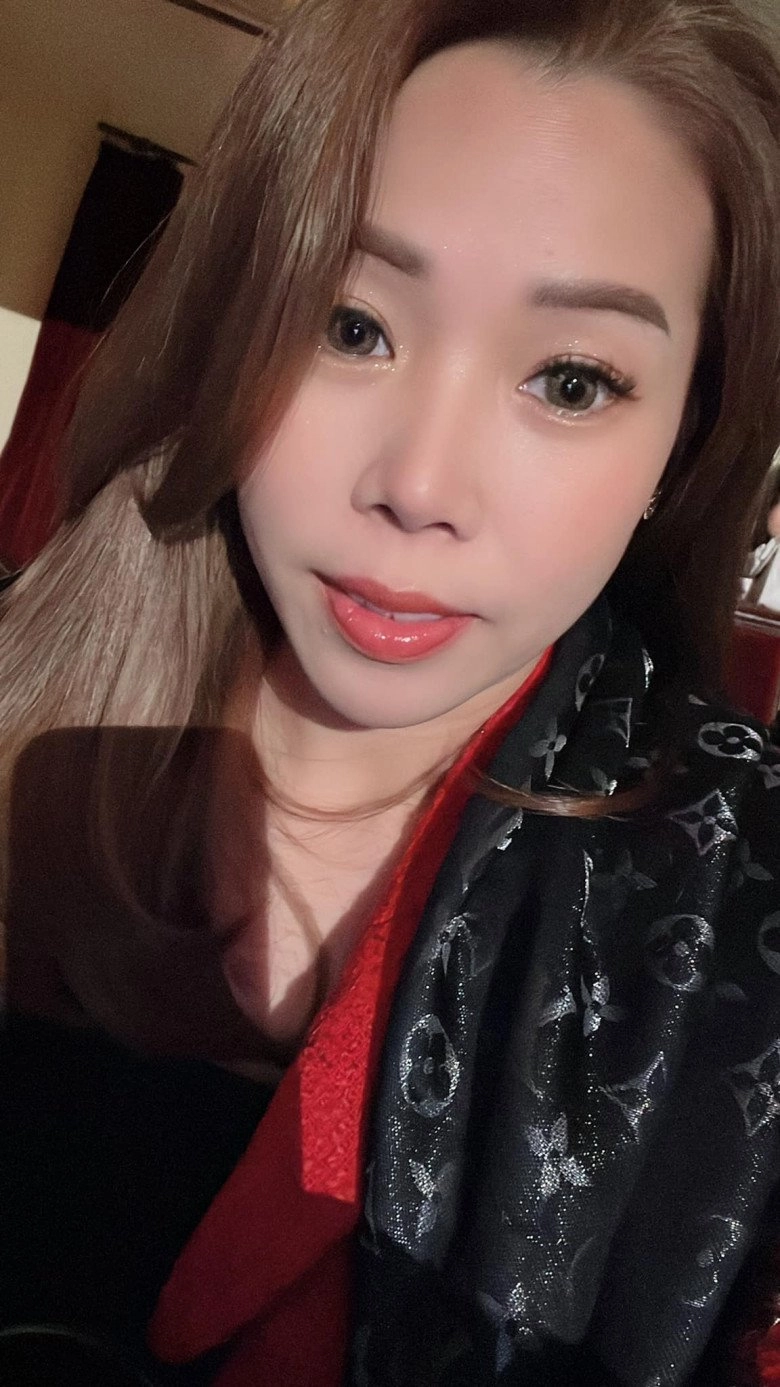 Mặc lùm xùm của chồng bà xã hồng đăng xuất hiện với dung nhan khác lạ như gái hàn quốc - 2