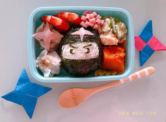 Mẹ đảm làm cơm bento cho con đi học hội chị em đứng ngồi không yên vì kém cạnh - 15