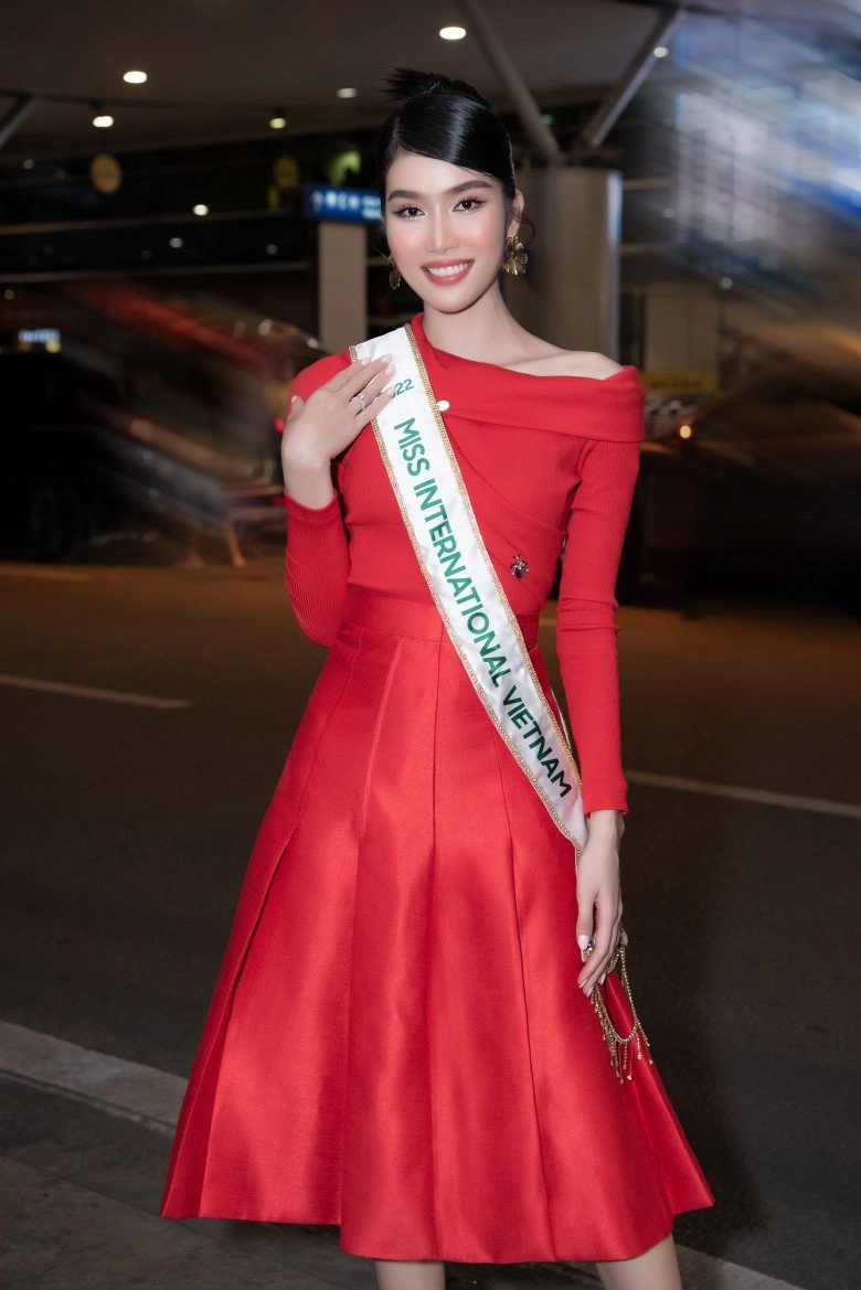 Mới lên đường sang nhật chinh chiến phương anh đã được dự đoán trở thành á hậu 1 miss international - 1