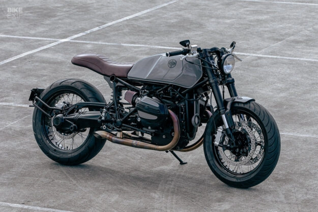 Một chiếc bmw rninet độ cafe racer của deus - 2