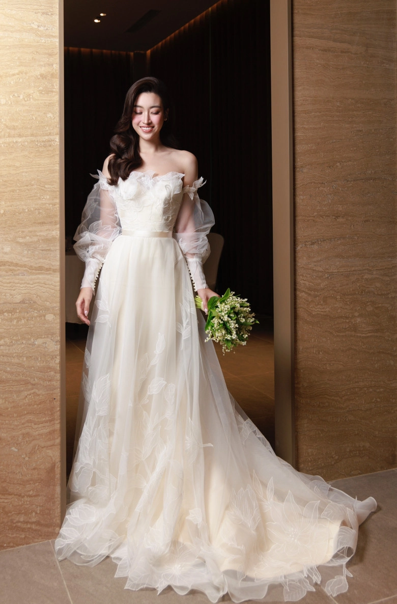 Ngắm trọn nét đẹp tinh khôi của hoa hậu đỗ mỹ linh trong thiết kế váy cưới đặc biệt từ calla bridal - 3