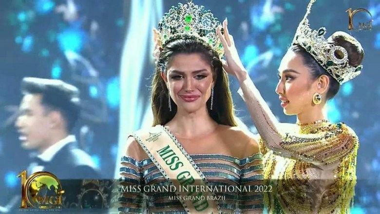 Người đẹp brazil đăng quang miss grand international dáng cong mãng xà môi dày gợi cảm diện gì cũng bốc - 1