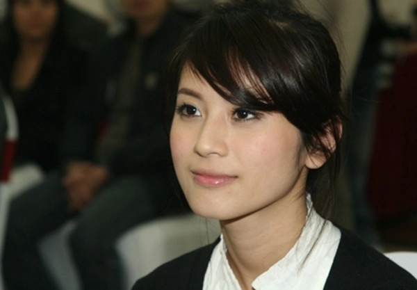 Sau 16 năm đăng quang miss audition ngọc anh giờ u35 làm mẹ 2 con body vẫn hút fan trẻ - 1