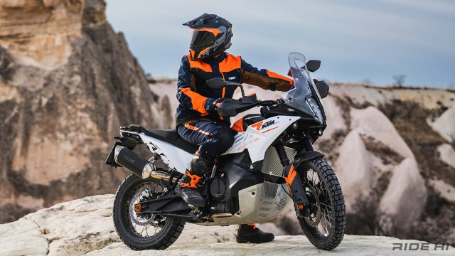 Tái tạo ktm 790 adventure 2023 thu hút khả năng xử lý linh hoạt hơn - 1