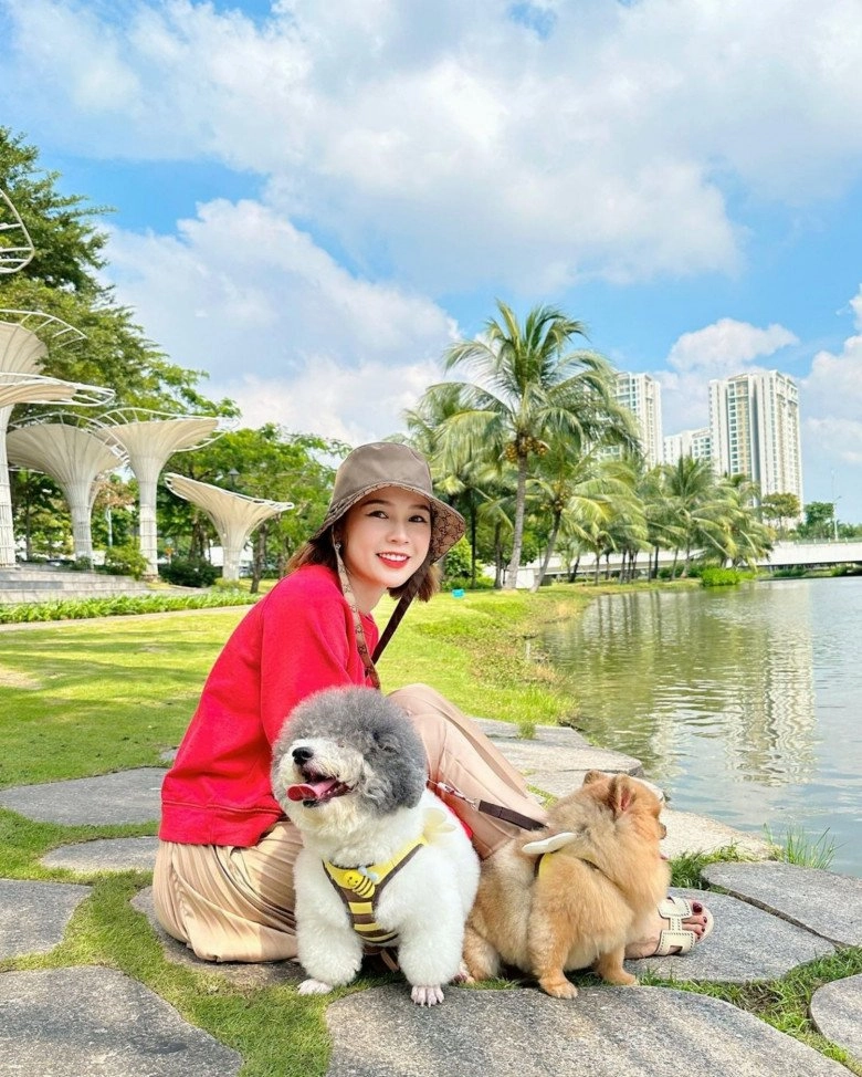 Thời trang đánh golf của hotgirl sam xinh hơn hiền hồ đắt hơn hoa hậu đẳng cấp đại gia tài sản 50 tỷ - 10