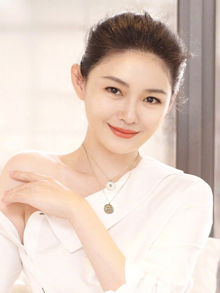 Từ hy viên lấy chồng lần 2 vẫn trẻ như thời đóng vườn sao băng chống nắng cả trong lẫn ngoài - 1