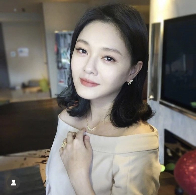 Từ hy viên lấy chồng lần 2 vẫn trẻ như thời đóng vườn sao băng chống nắng cả trong lẫn ngoài - 9