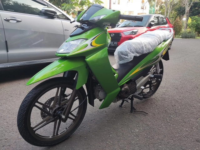 Chi tiết kawasaki zx130 - mẫu xe khiến mọi người nhớ về huyền thoại future i - 6