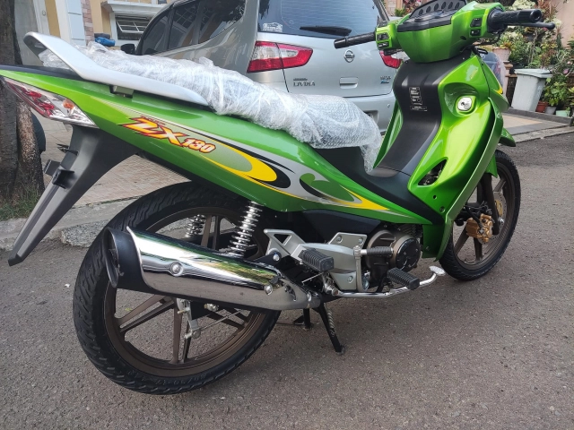 Chi tiết kawasaki zx130 - mẫu xe khiến mọi người nhớ về huyền thoại future i - 9