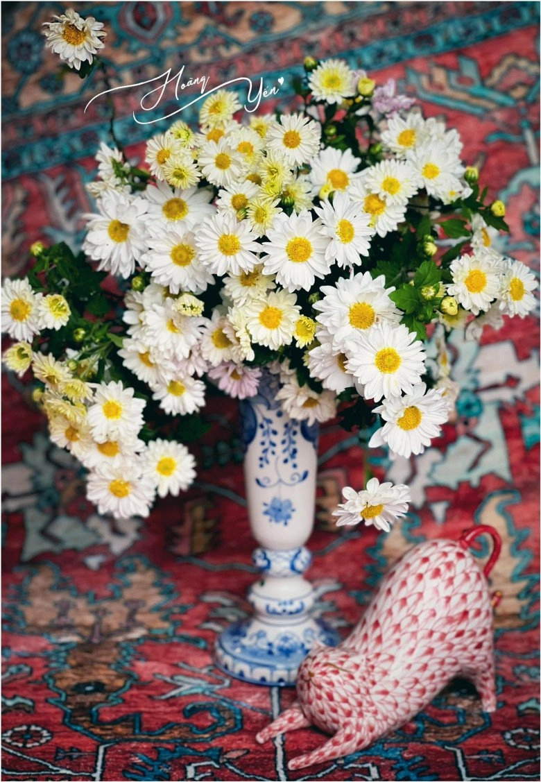 Con dâu làng gốm bát tràng gợi ý những bình hoa đẹp mê dưỡng hoa nở bung tươi rót suốt mấy ngày tết - 6