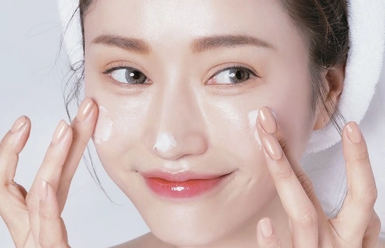 Hòa minzy skincare chưa đến 10 phút mỗi ngày mà da đẹp cỡ này chị em bận rộn vào học hỏi ngay - 13