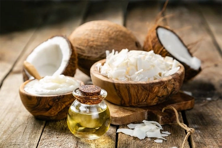 Học bà ngoại dùng loại nước có mùi gội đầu cô gái nhận cái kết mỹ mãn tóc không rụng mà ngày càng dày hơn - 9