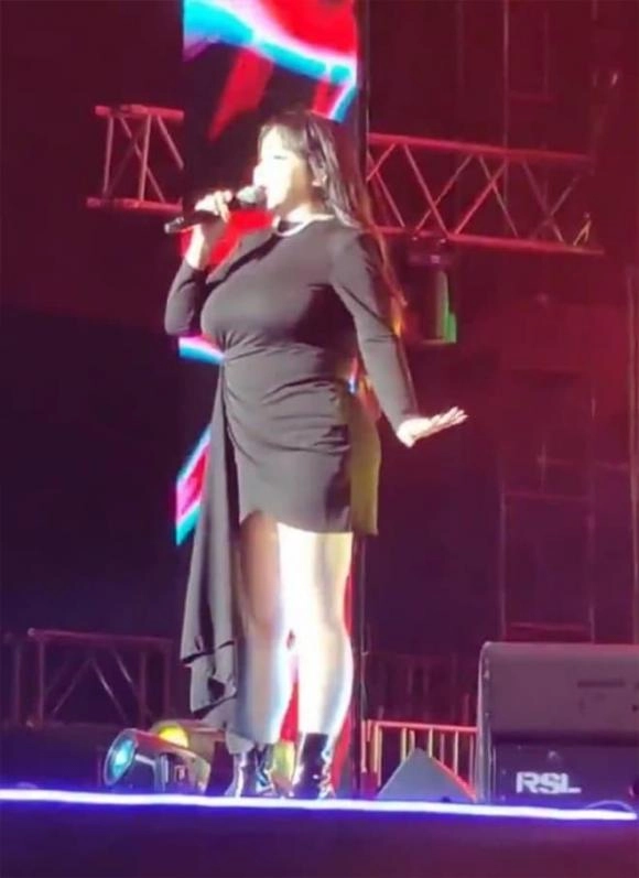 Idol vạn người mê park bom xuất hiện mũm mĩm gương mặt khác lạ khiến fans ruột nhận khó ra - 3