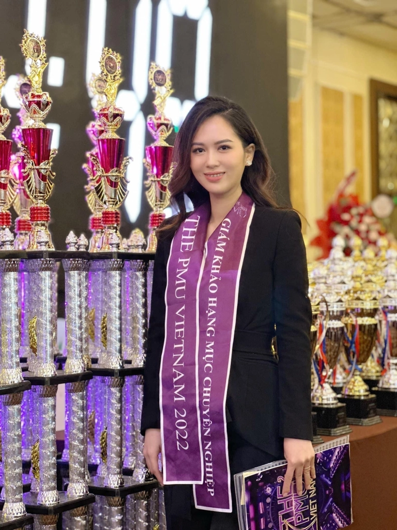 Master quỳnh thương nguyễn đã hoàn thành xuất sắc nhiệm vụ làm giám khảo chương trình tìm kiếm tài năng phun xăm thẩm mỹ - 3