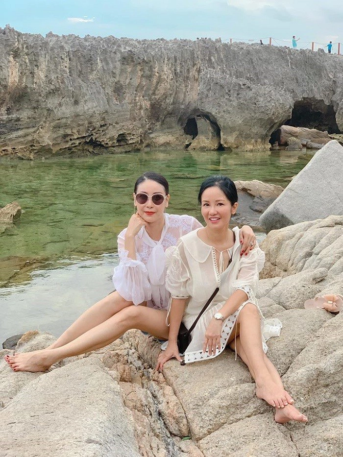 Nữ diva từng yêu cậu ruột của hà kiều anh u55 trẻ từ da đến dáng vòng 2 đá tảng lấn át hoa hậu - 3