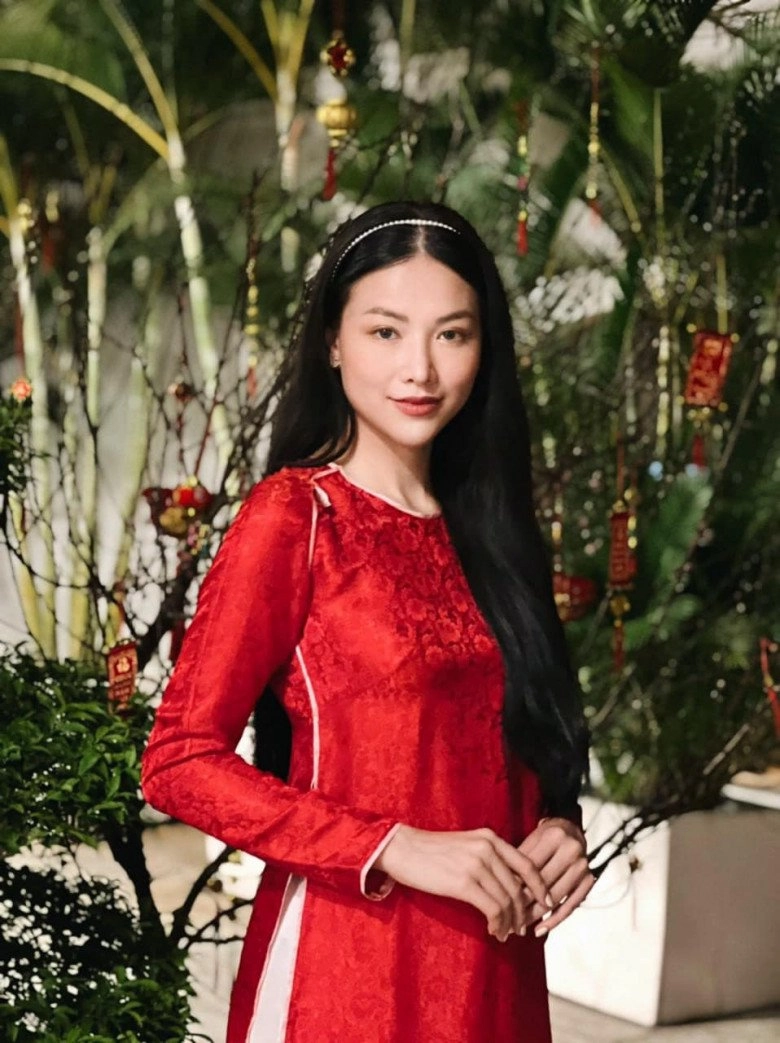 Việt nam hiếm hoi có hoa hậu ngại mặc hở diện áo dài cổ đẹp trong veo như nắng mùa xuân - 6