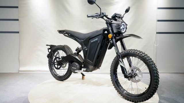 Vmx08 - một chiếc enduro điện siêu nhẹ với trọng lượng chưa đến 50 kg - 2