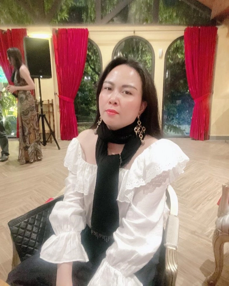 Xuất hiện phượng chanel phiên bản trẻ mặc hàng hiệu nhưng dìm giá hàng chợ từng liên quan đàm vĩnh hưng - 13