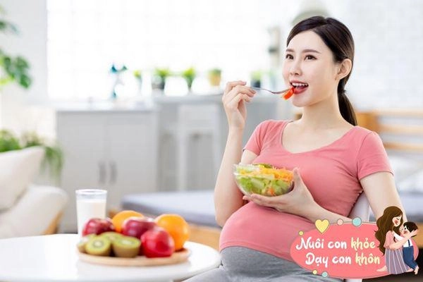 Mẹ buồn rầu khi con mới sinh quá xấu xí nhưng y tá lại nói sau 3 tháng bố mẹ sẽ ngạc nhiên vì vẻ xinh xắn này - 8