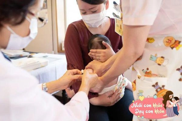 Ngày đầu trẻ sơ sinh chào đời làm ngay 4 điều này không lo con ốm vặt khi lớn lên - 10