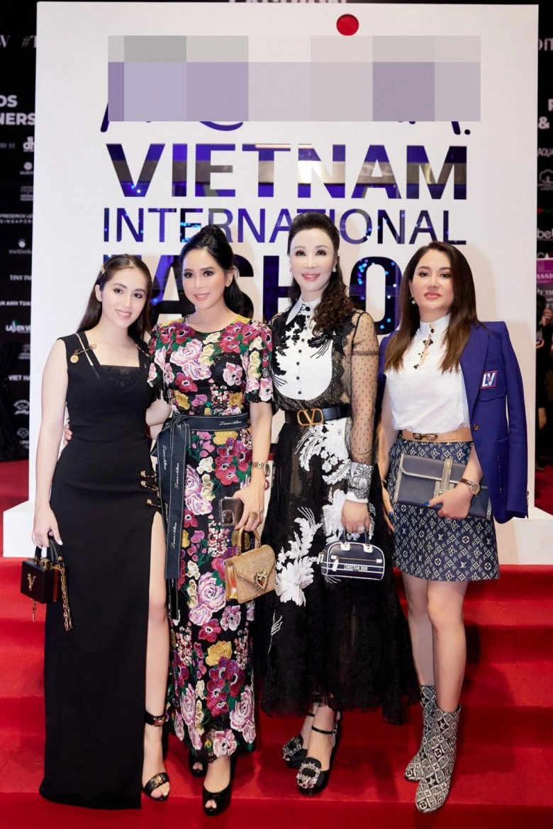 Nữ chính vị đắng tình yêu bỏ showbiz làm tiếp viên nay u60 vẫn đẹp nhất dòng tộc phong cách như quận chúa - 7