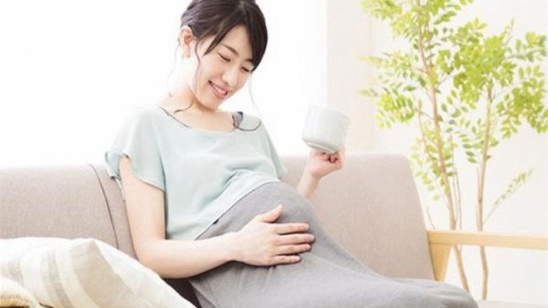 Có con thứ 3 tuổi u45 khánh thi được khen càng bầu càng đẹp nét chân phương tỏa sáng rạng ngời - 17