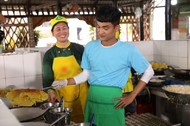 Hoa hậu việt nam khoe là nghệ nhân làm món bánh dân dã hoài linh và nhiều sao việt khác cũng từng trổ tài - 17