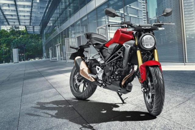 Honda cb300r 2022 bị triệu hồi vì lỗi nắp nhớt - 1