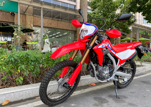 Honda crf300l 2023 đầu tiền về tại vn kèm giá bán - 1