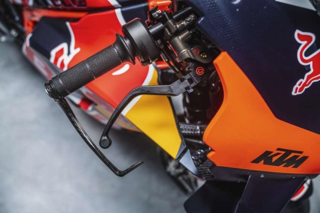 Red bull ktm factory racing ra mắt đội hình motogp trong năm 2023 - 7