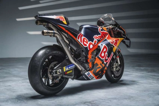 Red bull ktm factory racing ra mắt đội hình motogp trong năm 2023 - 14