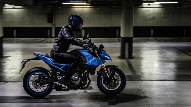 Suzuki công bố giá gsx-8s và v-strom 800de 2023 tại mỹ - 1